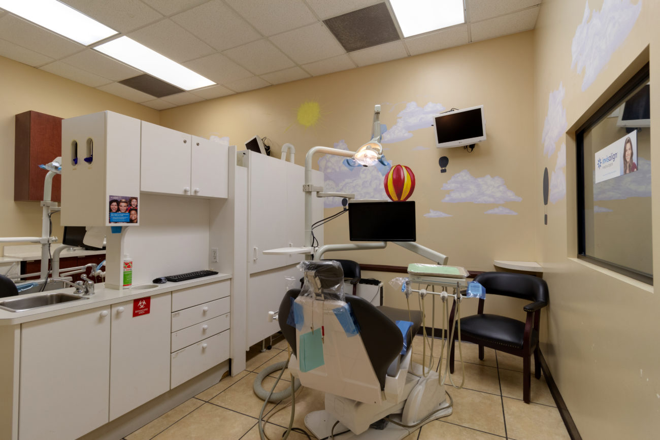 Dentist in West Lancaster CA Smile Dental Group
