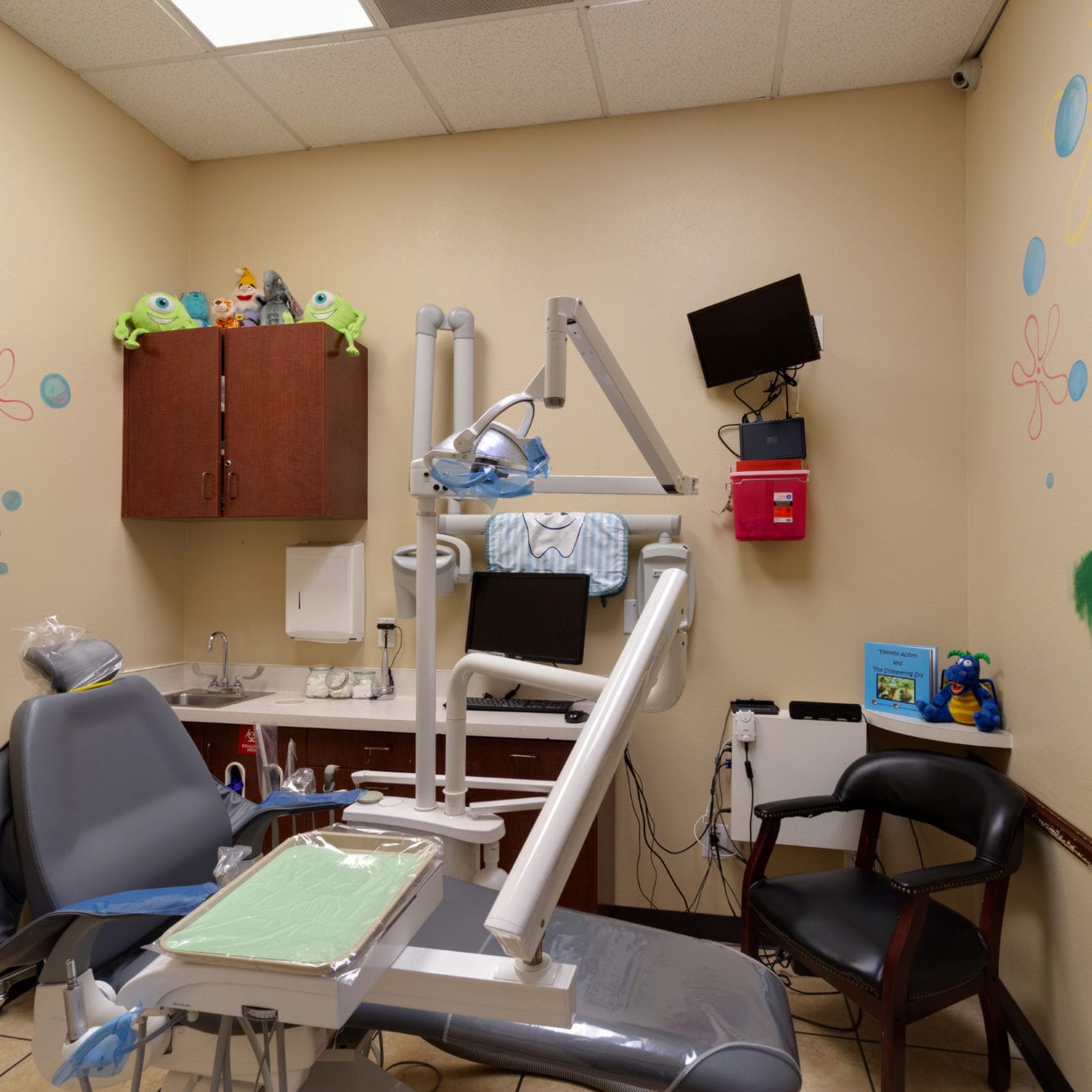 Dentist in West Lancaster CA Smile Dental Group